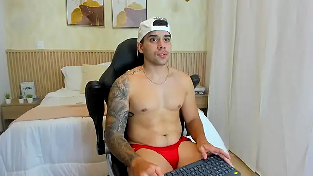 Snapshot of Mike_montoya1 chatting on October 3, 2025, 7:15 pm Mike montoya1 online show from October 3, 2025, 7:15 pm