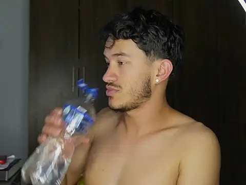 FelipheLive online show from February 11, 2026, 5:18 am