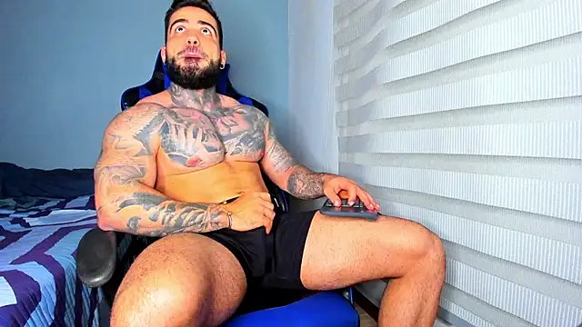 mikey sta online show from December 1, 2025, 1:39 am