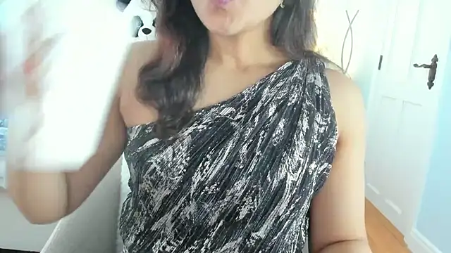 Snapshot of winterforu chatting on February 13, 2026, 3:34 pm winterforu online show from February 13, 2026, 3:34 pm