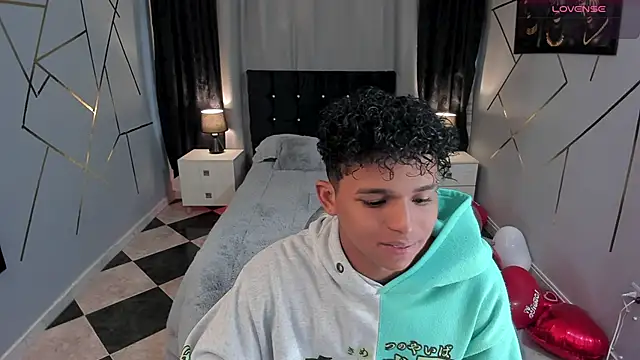 Noah Smith04 online show from February 18, 2025, 10:25 pm