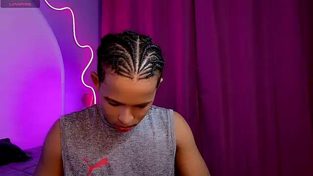 Noah Smith04 online show from November 25, 2025, 4:07 pm