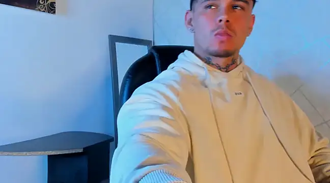 NoahhBrown online show from March 4, 2025, 3:22 am