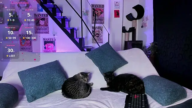 MonxxsLove online show from October 3, 2025, 2:48 am