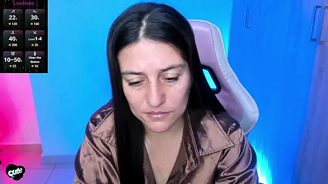 Snapshot of Saskyaa chatting on February 23, 2026, 4:14 am Saskyaa online show from February 23, 2026, 4:14 am