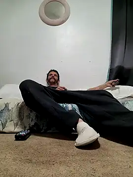 LongDickZee562 online show from November 12, 2025, 7:34 am