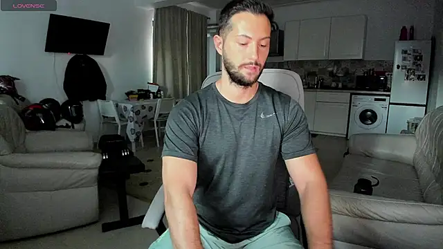 Snapshot of ZackFraser chatting on September 16, 2025, 4:46 am ZackFraser online show from September 16, 2025, 4:46 am