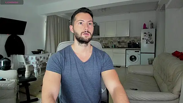 Snapshot of ZackFraser chatting on October 15, 2025, 6:00 am ZackFraser online show from October 15, 2025, 6:00 am