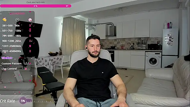 Snapshot of ZackFraser chatting on March 19, 2025, 8:34 am ZackFraser online show from March 19, 2025, 8:34 am