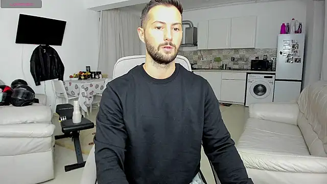 Snapshot of ZackFraser chatting on October 3, 2025, 2:40 pm ZackFraser online show from October 3, 2025, 2:40 pm