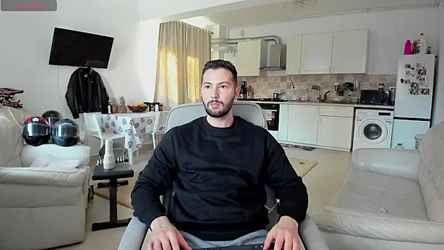 Snapshot of ZackFraser chatting on October 30, 2025, 9:40 am ZackFraser online show from October 30, 2025, 9:40 am