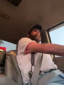 Onesieboy4daddys online show from April 18, 2026, 10:50 am