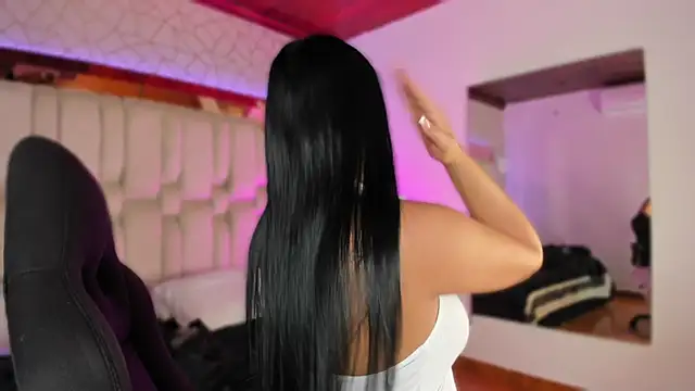 Kleverly Manson1 online show from September 27, 2025, 8:15 pm