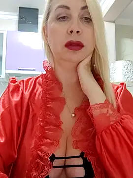 HotJanet online show from October 26, 2025, 5:46 pm