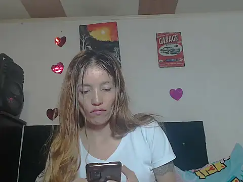 valerivegass online show from November 13, 2025, 4:44 pm