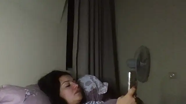 Linusya online show from October 11, 2025, 5:36 pm