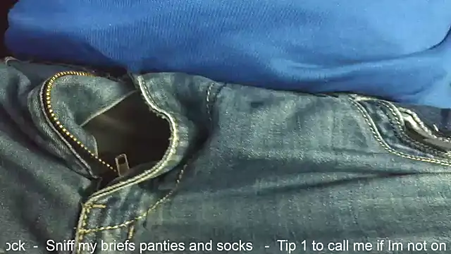 smoothandtiny online show from November 24, 2025, 7:52 am