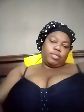 MATUREBUSSTY online show from October 17, 2025, 5:22 am