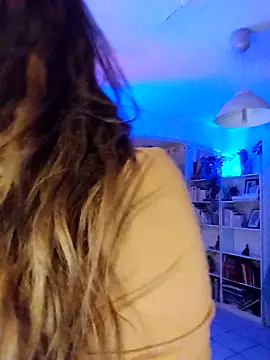 Luna Kitanna online show from February 10, 2025, 9:15 pm