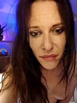 Luna Kitanna online show from March 22, 2025, 6:43 am