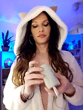 Luna Kitanna online show from March 2, 2025, 10:02 pm