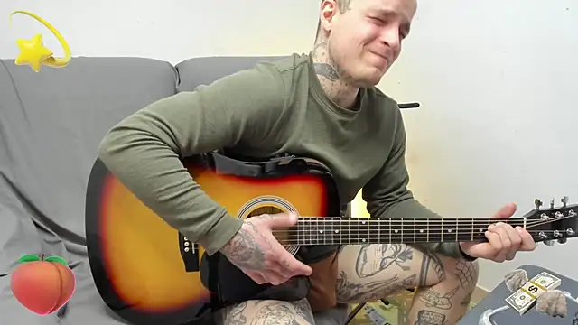 Snapshot of layneinchains chatting on February 19, 2026, 9:23 pm layneinchains online show from February 19, 2026, 9:23 pm