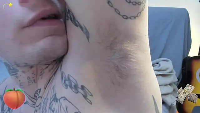 Snapshot of layneinchains chatting on February 15, 2026, 8:08 pm layneinchains online show from February 15, 2026, 8:08 pm