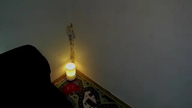 Snapshot of layneinchains chatting on November 12, 2025, 8:40 am layneinchains online show from November 12, 2025, 8:40 am