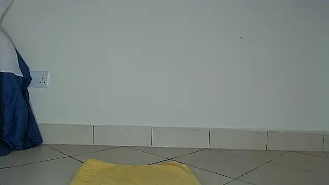 Perqueen online show from September 14, 2025, 7:36 pm