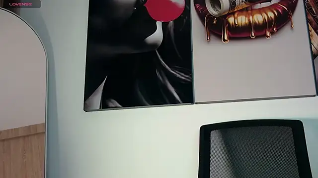 aidaadams online show from December 5, 2025, 11:20 am