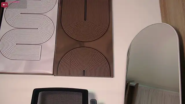 aidaadams online show from March 11, 2026, 11:37 am