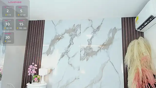 aidaadams online show from March 21, 2025, 12:17 pm