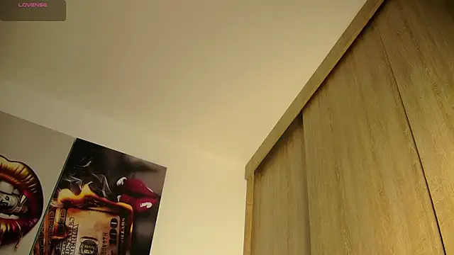 aidaadams online show from September 20, 2025, 9:25 am