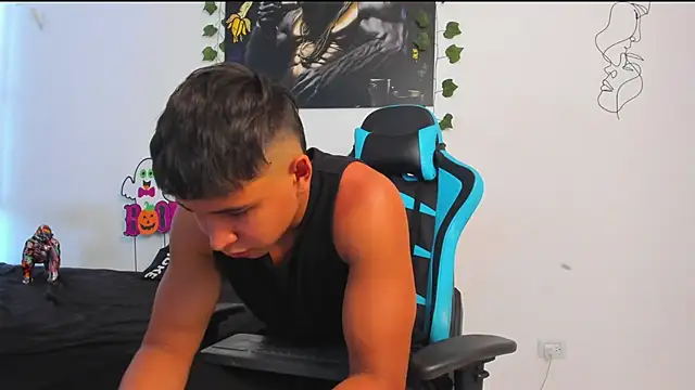 Bray Kevin online show from February 18, 2025, 3:52 pm