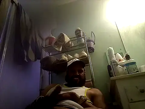 Snapshot of MrDickUdown24_7 chatting on January 18, 2025, 12:13 am MrDickUdown24 7 online show from January 18, 2025, 12:13 am