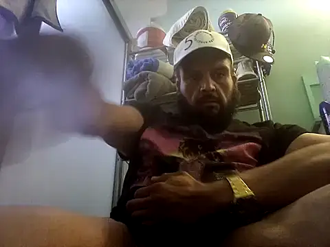 Snapshot of MrDickUdown24_7 chatting on January 16, 2025, 7:10 pm MrDickUdown24 7 online show from January 16, 2025, 7:10 pm