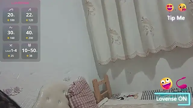 mimi-yangyang online show from October 3, 2025, 2:51 pm