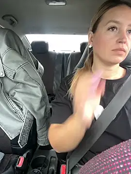 StasyWood online show from September 19, 2025, 1:20 am