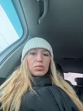 StasyWood online show from February 20, 2026, 1:57 am