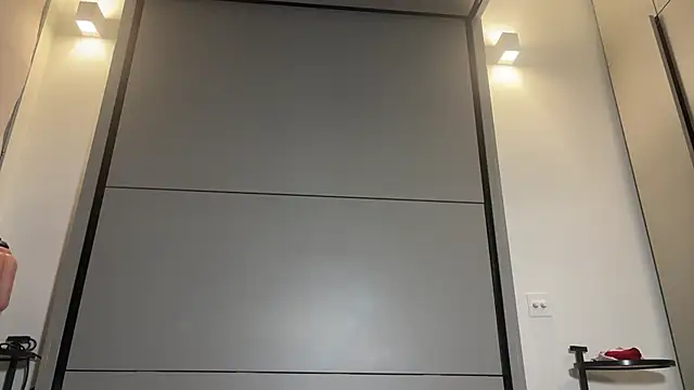 Monicbabe online show from March 5, 2025, 10:54 pm