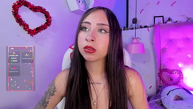 Snapshot of _cloe_martinez chatting on February 14, 2025, 9:10 pm cloe martinez online show from February 14, 2025, 9:10 pm