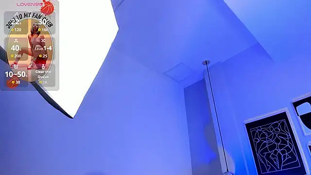 Snapshot of _cloe_martinez chatting on October 1, 2025, 11:08 pm cloe martinez online show from October 1, 2025, 11:08 pm