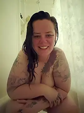 curvybrat93 online show from July 2, 2026, 10:49 pm