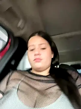 Natalia Cleark09 online show from November 2, 2025, 4:12 pm