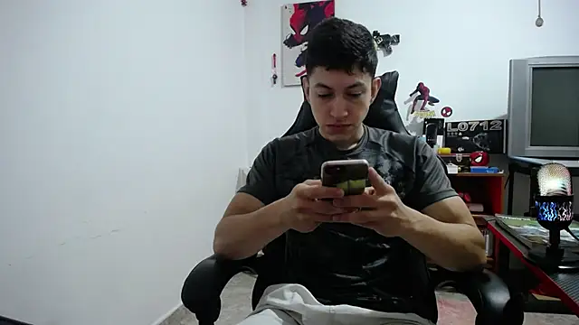 Snapshot of Iam_yourbabyprincess_XD chatting on February 9, 2026, 7:45 pm Iam yourbabyprincess XD online show from February 9, 2026, 7:45 pm