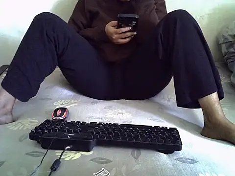 Crystal  Gee online show from January 7, 2026, 10:20 am