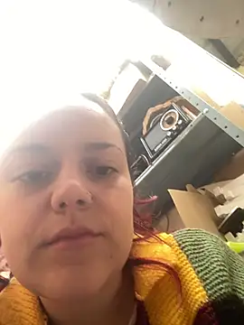 Scarletleon77 online show from March 6, 2026, 3:40 pm