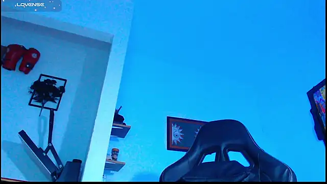 yosoy enzo2020 online show from December 14, 2025, 11:54 pm