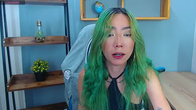 Snapshot of Erika_Stevens chatting on October 9, 2025, 11:38 pm Erika Stevens online show from October 9, 2025, 11:38 pm