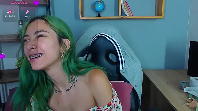 Snapshot of Erika_Stevens chatting on September 16, 2025, 8:54 pm Erika Stevens online show from September 16, 2025, 8:54 pm